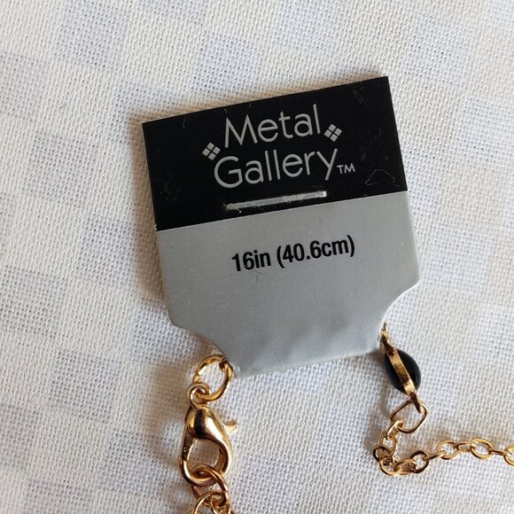 Metal Gallery Hearts Necklace - Red, White and Blue Enamel Hearts - NWT - Picture 3 of 7